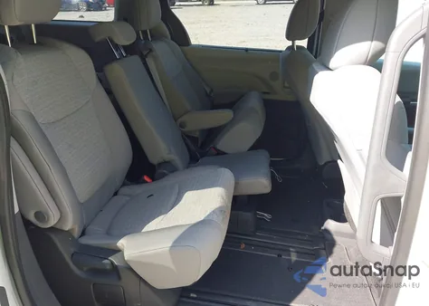 2024 Toyota Sienna Le from USA, damaged, VIN 5TDKRKECXRS203078